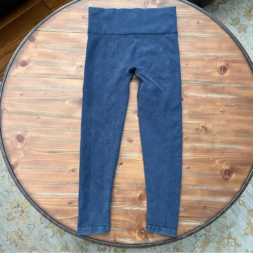 SPANX Navy Blue Seamless Sculpt Ribbed High Waist Leggings. XL